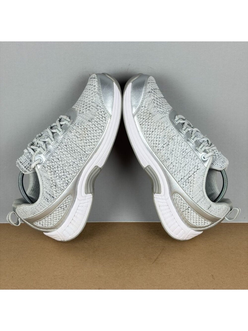 Orthofeet Coral Athletic Walking Shoes Womens 8.5 White Gray Silver Comfort - Picture 5 of 10